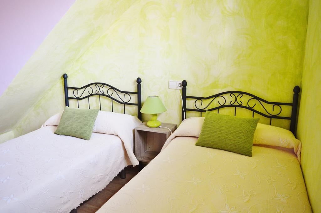Casa Javier Vendégház Rodellar Szoba fotó